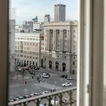 Good - Plac Konstytucji 6 - Orange