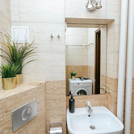 Plac Konstytucji 6 Orange - Dla 4 Osob - Bezplatny Parking - Free Parking - Piekny Widok Na Panorame Warszawy Appartement