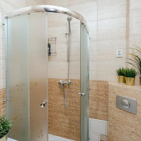 Plac Konstytucji 6 Orange - Dla 4 Osob - Bezplatny Parking - Free Parking - Piekny Widok Na Panorame Warszawy Варшава