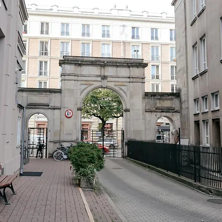 Appartement Plac Konstytucji 6 Orange - Dla 4 Osob - Bezplatny Parking - Free Parking - Piekny Widok Na Panorame Warszawy Warschau