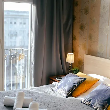 Plac Konstytucji 6 Orange - Dla 4 Osob - Bezplatny Parking - Free Parking - Piekny Widok Na Panorame Warszawy Warschau