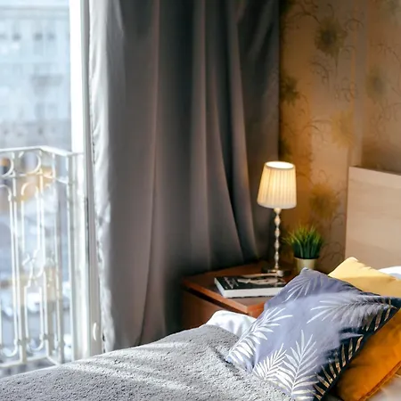 Appartement Plac Konstytucji 6 Orange - Dla 4 Osob - Bezplatny Parking - Free Parking - Piekny Widok Na Panorame Warszawy *