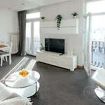 Plac Konstytucji 6 Orange - Dla 4 Osob - Bezplatny Parking - Free Parking - Piekny Widok Na Panorame Warszawy * Warszawa