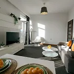 Plac Konstytucji 6 Orange - Dla 4 Osob - Bezplatny Parking - Free Parking - Piekny Widok Na Panorame Warszawy