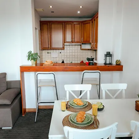 Plac Konstytucji 6 Orange - Dla 4 Osob - Bezplatny Parking - Free Parking - Piekny Widok Na Panorame Warszawy 华沙